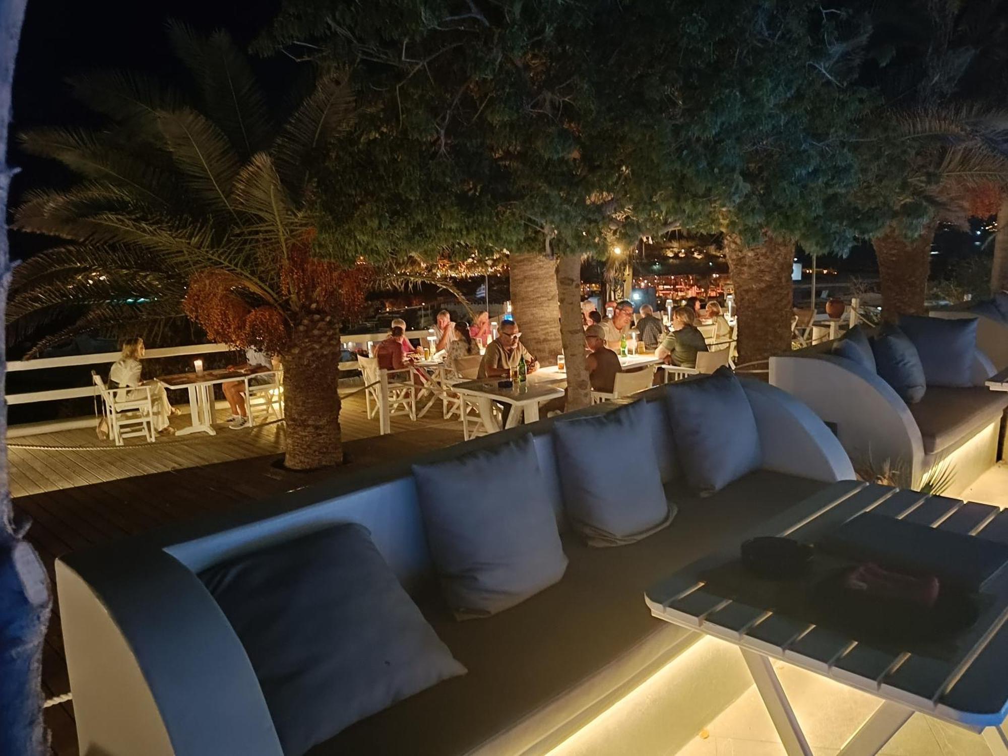 泽菲罗斯酒店 帕瑞加 外观 照片